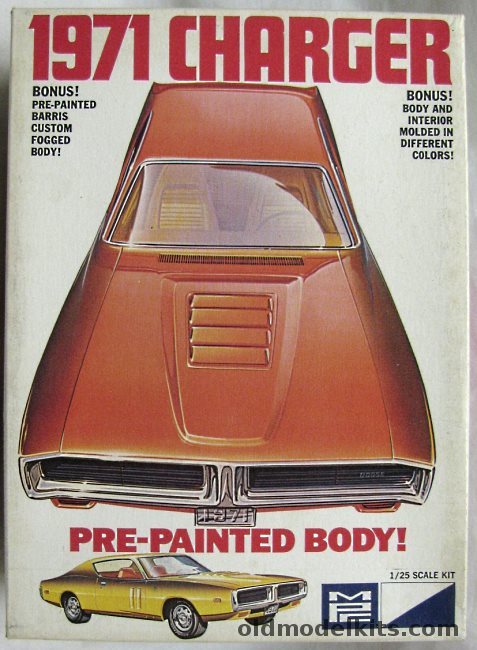 MPC 1/25 1971 Dodge Charger Pre-Painted Body - Stock / Drag / Wild Customer Racer, 1-7107-250 plastic model kit